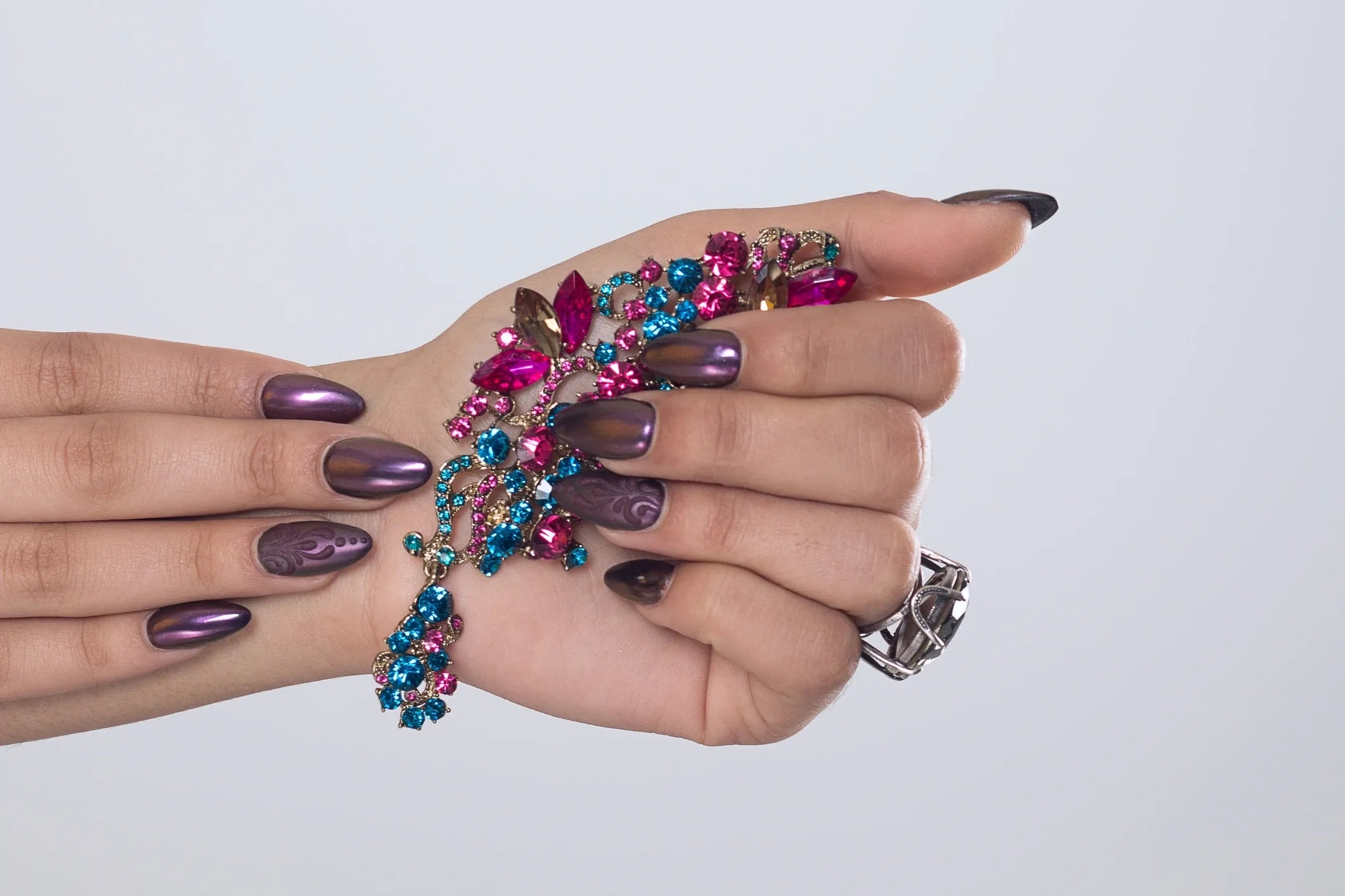 Floral nail art